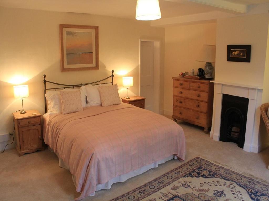 Church Farmhouse B & B Kennett Quarto foto