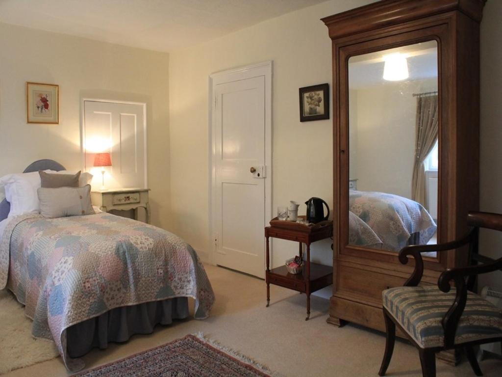 Church Farmhouse B & B Kennett Quarto foto