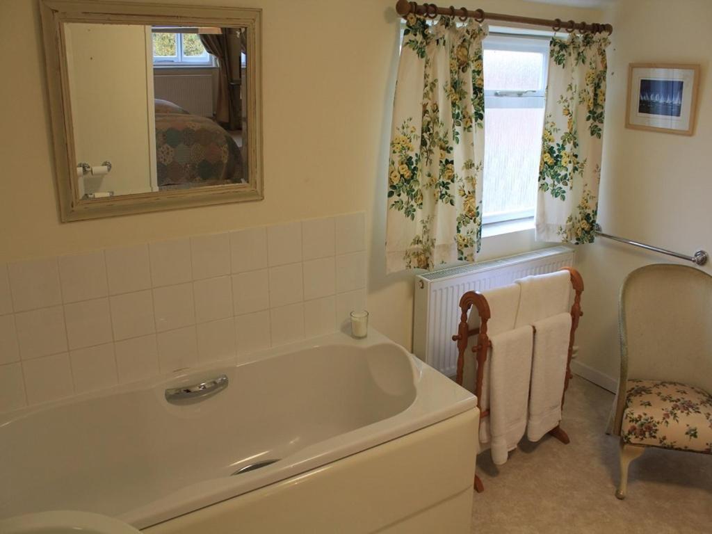 Church Farmhouse B & B Kennett Quarto foto