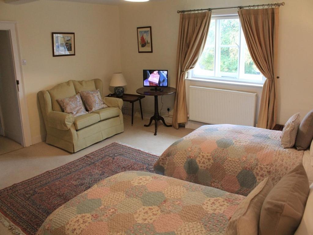 Church Farmhouse B & B Kennett Quarto foto