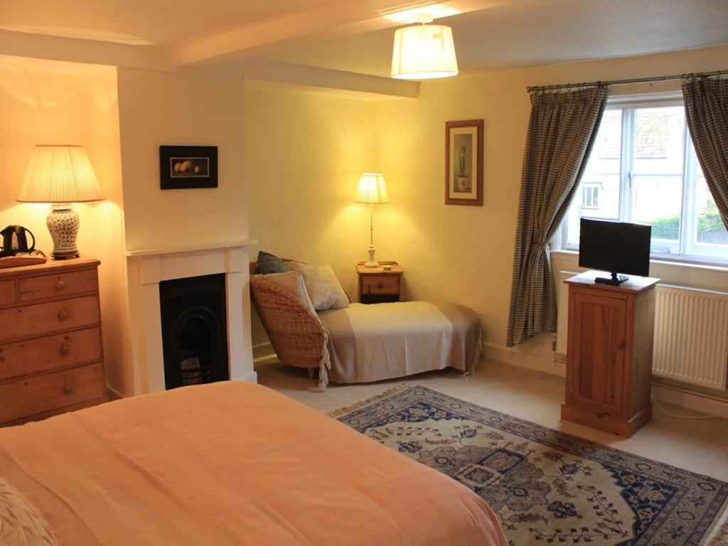 Church Farmhouse B & B Kennett Quarto foto